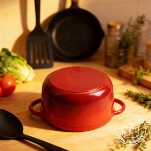 enamel soup pot/stew pot